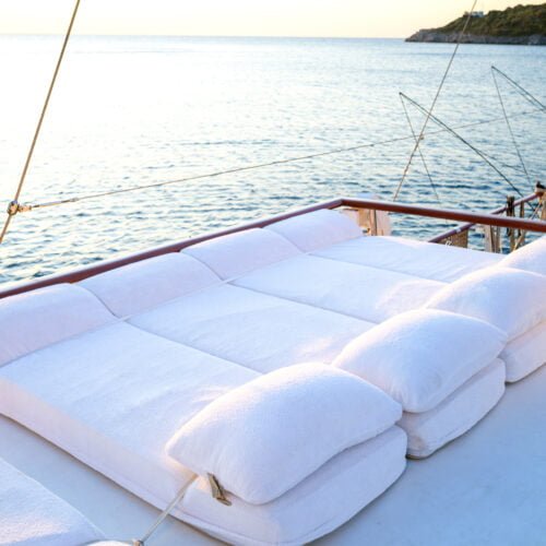 ©Copyright 2019 Artyacht, All Rights Reserved, Tüm Hakları Saklıdır. ARTYACHT is a Turkey centered professional photography and video producer specializing on yachts and marinas. ————————🚁 Hava Drone🎥 4K Video📷 50 MP Photo📱0 535 570 90 40📩info@artyacht.comwww.artyacht.com