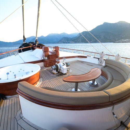 ©Copyright 2019 Artyacht, All Rights Reserved, Tüm Hakları Saklıdır. ARTYACHT is a Turkey centered professional photography and video producer specializing on yachts and marinas. ————————🚁 Hava Drone🎥 4K Video📷 50 MP Photo📱0 535 570 90 40📩info@artyacht.comwww.artyacht.com